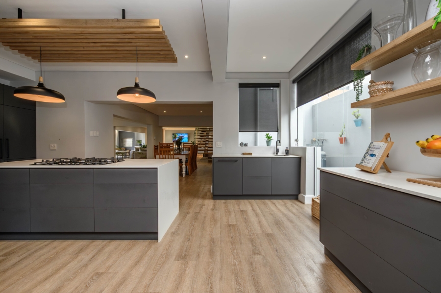 4 Bedroom Property for Sale in Summerstrand Eastern Cape